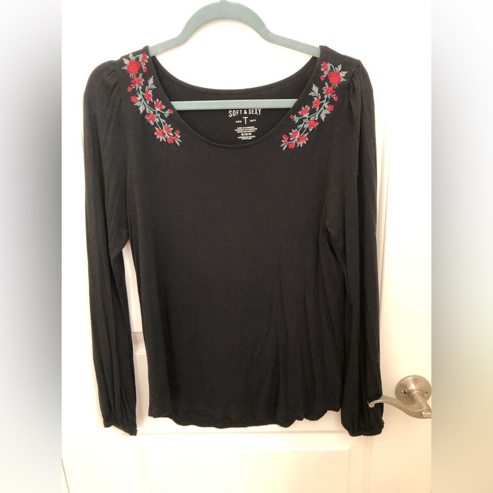 American Eagle black long sleeve top
